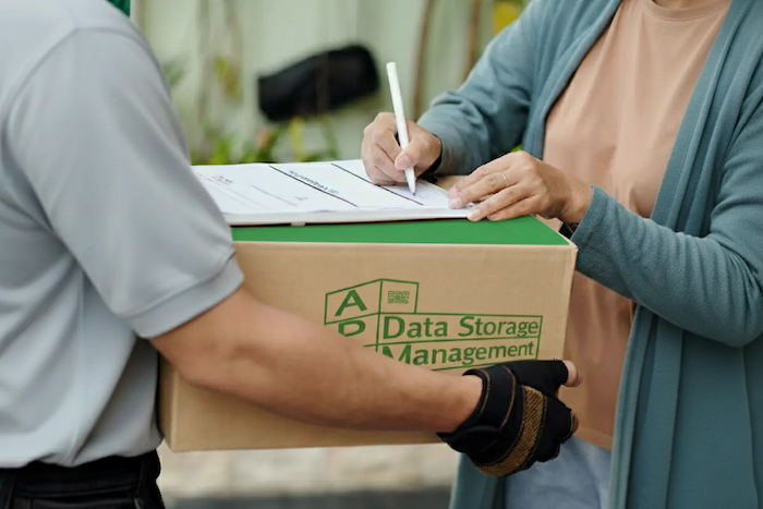 บริการรับส่งเอกสาร